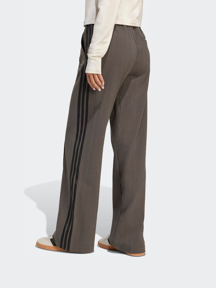 adidas Originals Tailored Joggers - Imagem 2 de 6