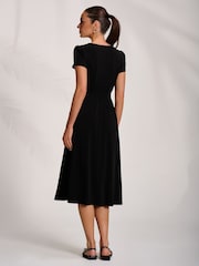 Jolie Moi Black Cap Sleeve Printed Jersey Midaxi Dress - Image 2 of 6