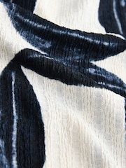 Geo Print Textured V-Neck Tie Front Short Sleeve Top - Image 7 of 8