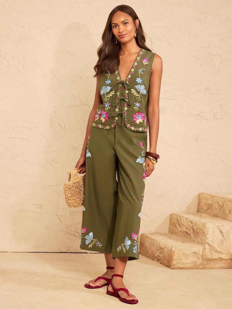 Love & Roses Green Floral Embroidered Tie Front Waistcoat - Image 2 of 5 Love & Roses Green Floral Embroidered Tie Front Waistcoat - Image 2 of 5