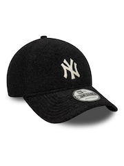 Boné New Era Winter lã Borg 9Quarenta New York Yankees - Imagem 3 de 5