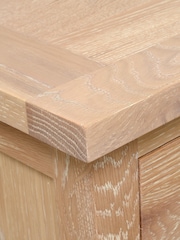 Cotswold Company Whitewash Oak Inglesham 5 Drawer 5 Drawer Bed - Image 4 of 6