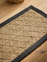 Nina Campbell Natural Diamond Hand Woven Jute Runner - Image 3 of 5