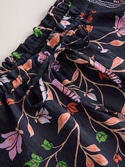 Navy Pink Floral Print - Shorts - Bild 7 von 8