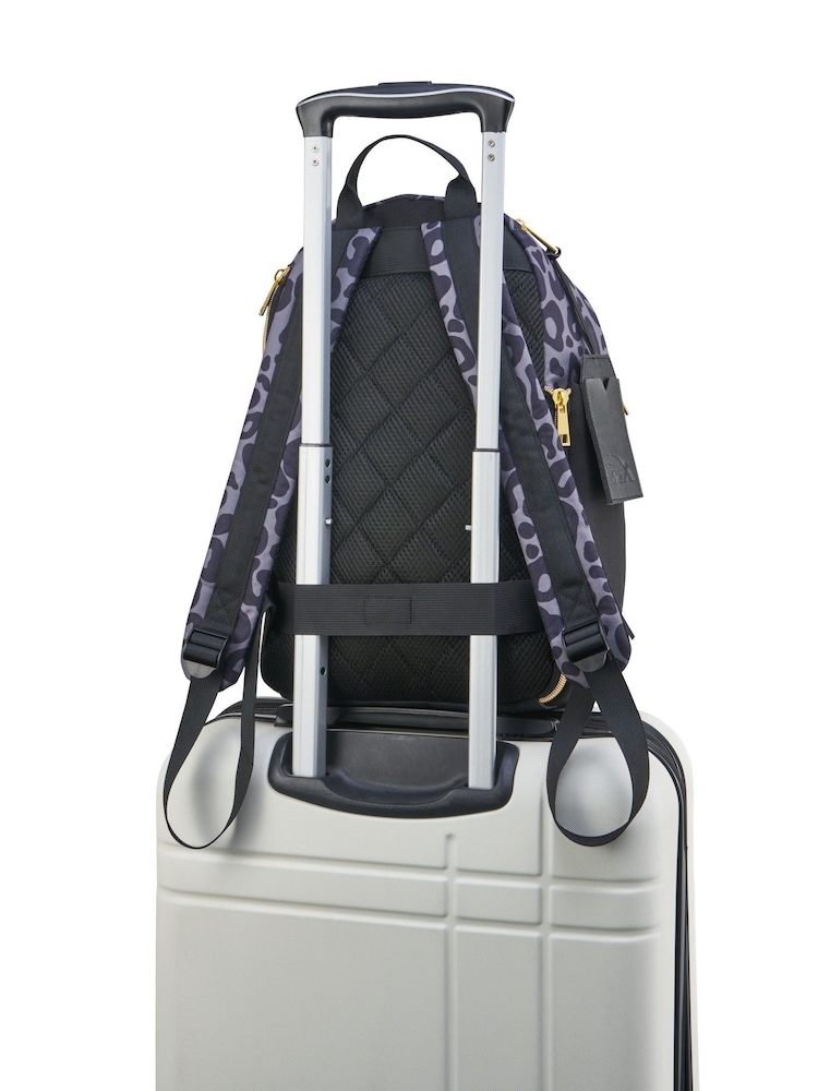 Cabin Max Grey 24 Litre Travel Hack Backpack - Image 7 of 7 Cabin Max Grey 24 Litre Travel Hack Backpack - Image 7 of 7