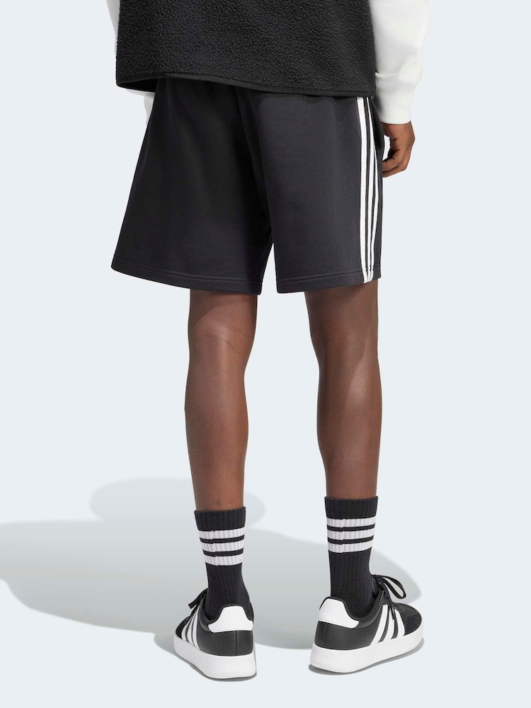 Musta - adidas Essentials 3-Stripes French Terry Shorts - Kuva 2 / 6