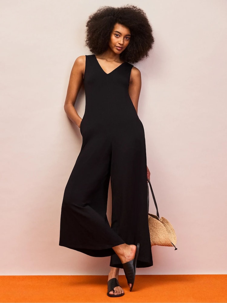 Ro&Zo Black V-Neck Jersey Jumpsuit - Image 1 of 5