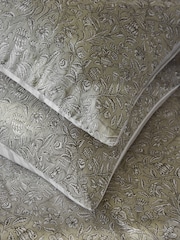 Laura Ashley Set of 2 Sage Green Elmdon Cotton Gauze Pillowcases - Image 3 of 4