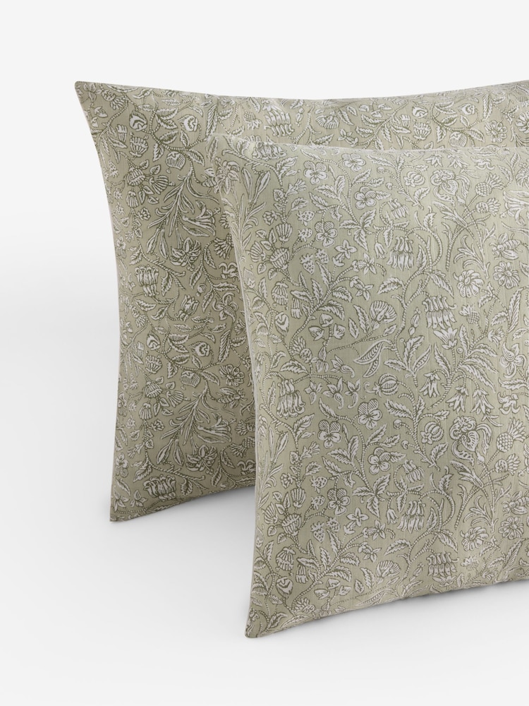 Laura Ashley Set of 2 Sage Green Elmdon Cotton Gauze Pillowcases - Image 4 of 4