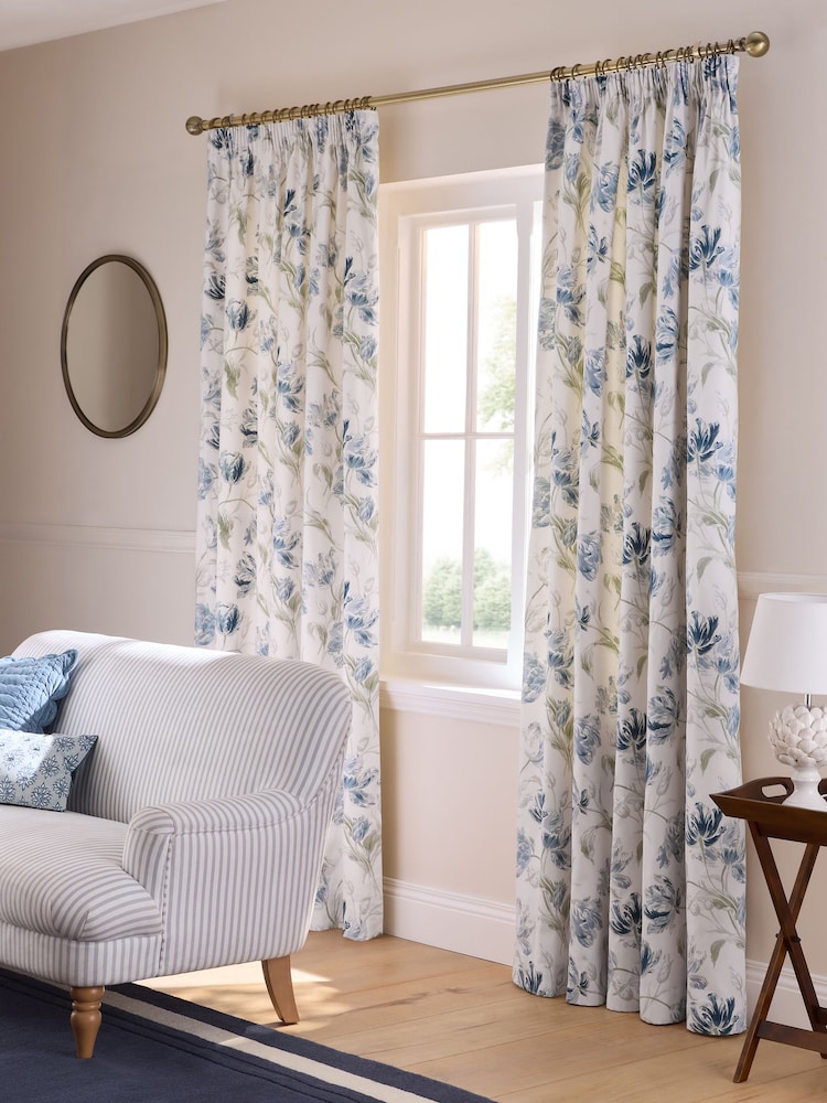 Laura Ashley Seaspray Blue Gosford Pencil Pleat Lined Curtains - Image 2 of 4 Laura Ashley Seaspray Blue Gosford Pencil Pleat Lined Curtains - Image 2 of 4