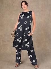 Live Unlimited Black Floral Print Side Split Tunic - Image 1 of 5