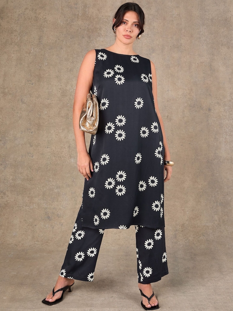 Live Unlimited Black Floral Print Side Split Tunic - Image 5 of 5 Live Unlimited Black Floral Print Side Split Tunic - Image 5 of 5