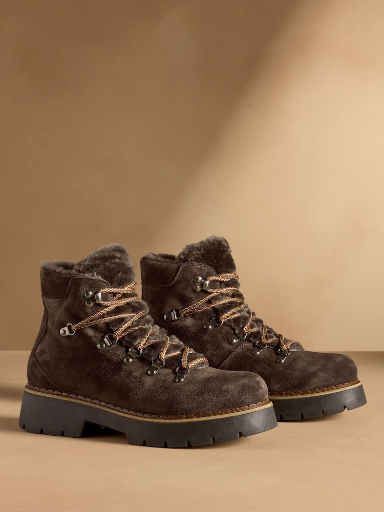 Russell & Bromley Brown Firbank Classic Ankle Boots - Image 1 of 7 Russell & Bromley Brown Firbank Classic Ankle Boots - Image 1 of 7