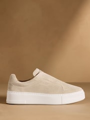 لون محايد - حذاء رياضي Park بنعل سميك متوسط بدون أربطة من Russell & Bromley - Image 2 of 7