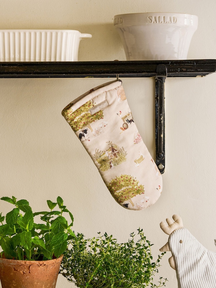 Sophie Allport Neutral Stone Farm Friends Oven Mittens - Image 1 of 3