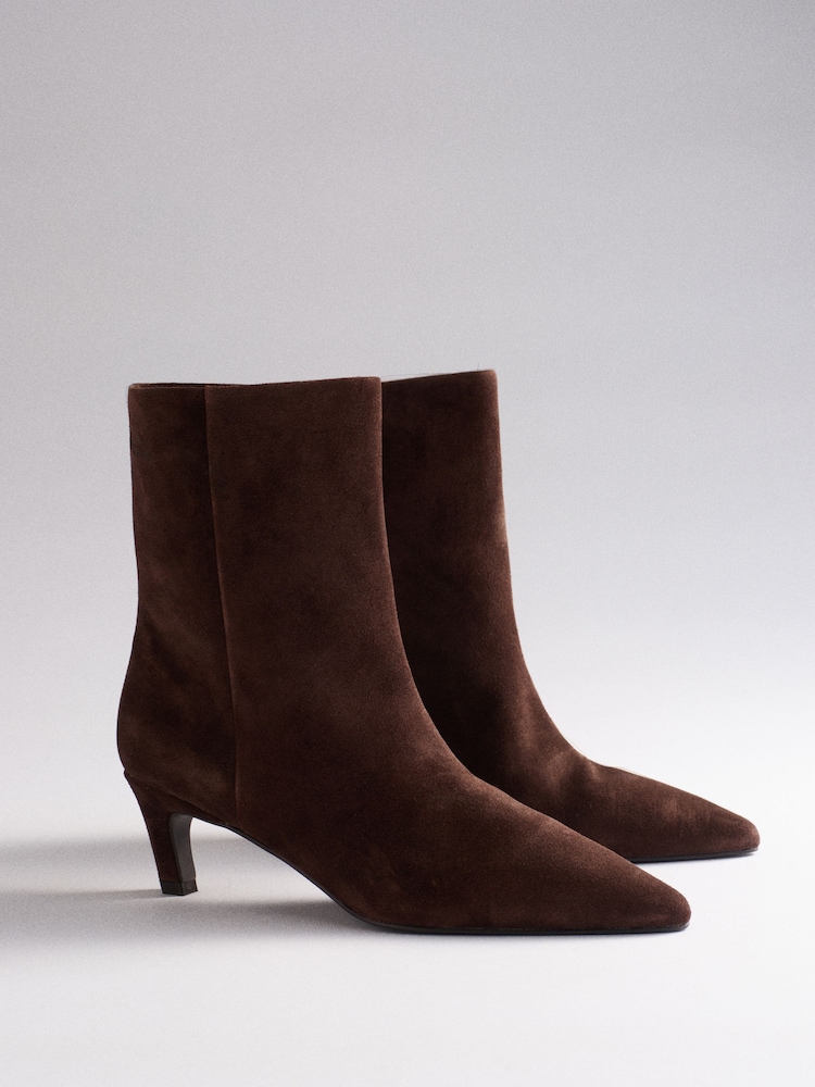 The Set Premium Chisel Ankle Boots Brown Suede - Image 1 of 7 The Set Premium Chisel Ankle Boots Brown Suede - Image 1 of 7