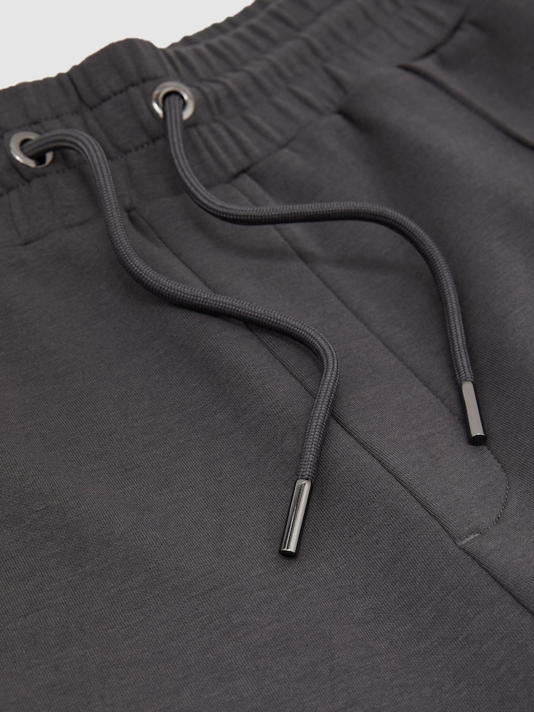 Anthrazitgrau - Reiss Finn Premium Interlock Cuffed Joggers - Bild 6 von 6 Anthrazitgrau - Reiss Finn Premium Interlock Cuffed Joggers - Bild 6 von 6