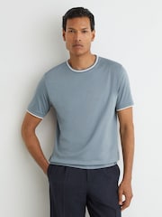 Gedecktes Blau - Reiss Ainsley Air-Water Cotton Tipped Tailored-Fit T-Shirt - Bild 1 von 6