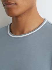 Gedecktes Blau - Reiss Ainsley Air-Water Cotton Tipped Tailored-Fit T-Shirt - Bild 3 von 6