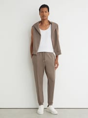 Pilzbraun - Reiss Finn Premium Interlock Cuffed Joggers - Bild 1 von 6