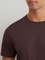 Dunkle Pflaume - Reiss Count Air-Water Baumwoll-T-Shirt in Tailored Fit - Bild 4 von 6
