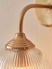 Gallery Home Aged Brass Ashton Ribbed Wall Light - Image 3 of 4