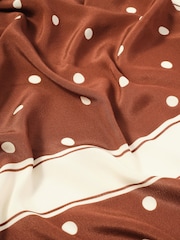 Mint Velvet Polka Dot Print Scarf - Bild 3 von 3