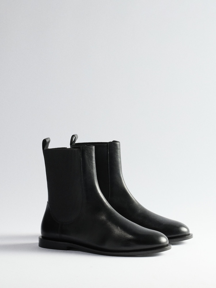黑色皮革 - The Set Premium Chelsea Ankle Boots - 圖片 1，共 3