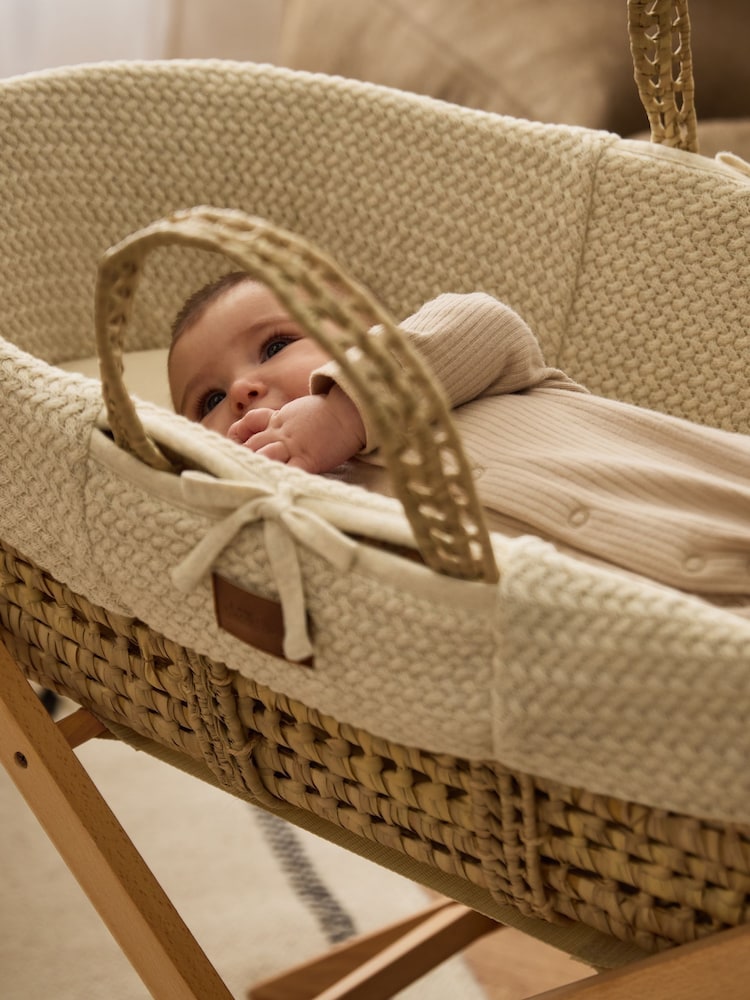 The Little Green Sheep Linen Wheat Knit Moses Basket & Mattress - Image 2 of 7 The Little Green Sheep Linen Wheat Knit Moses Basket & Mattress - Image 2 of 7