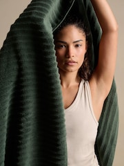 Bedfolk Forest The Ripple Towel - Image 3 of 6