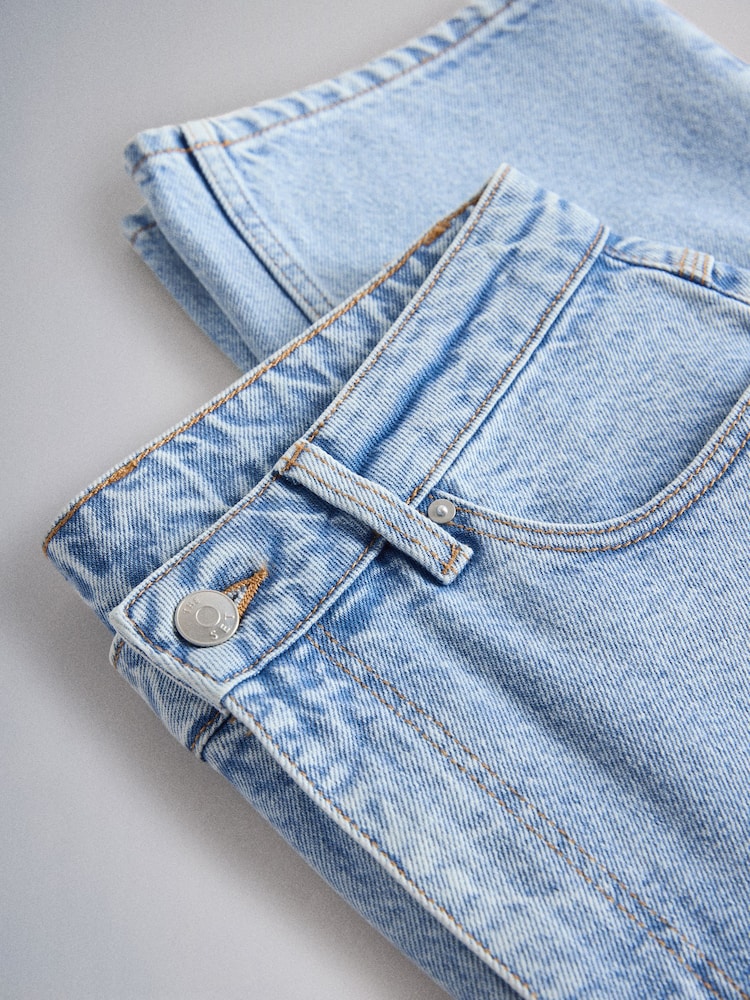 The Set 90's Straight Leg Jeans Pale Blue Bleach - Image 9 of 9 The Set 90's Straight Leg Jeans Pale Blue Bleach - Image 9 of 9