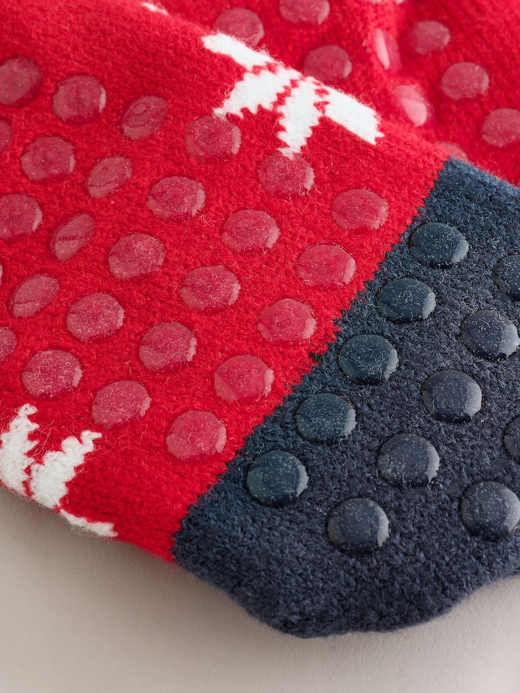 Red/White Christmas Cosy Socks - Image 2 of 3 Red/White Christmas Cosy Socks - Image 2 of 3
