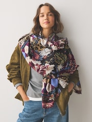 Navy Floral Swan Print - Leichter Schal - Bild 1 von 6