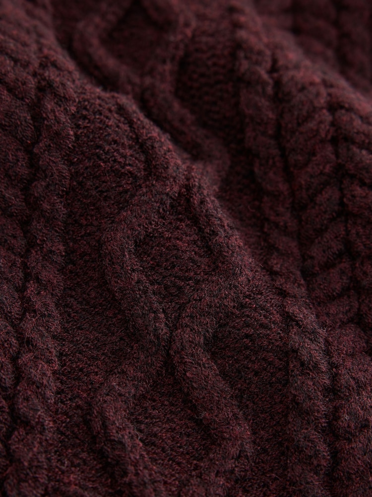 Rust Brown Cable Triangle Heavyweight Scarf - Image 6 of 6 Rust Brown Cable Triangle Heavyweight Scarf - Image 6 of 6