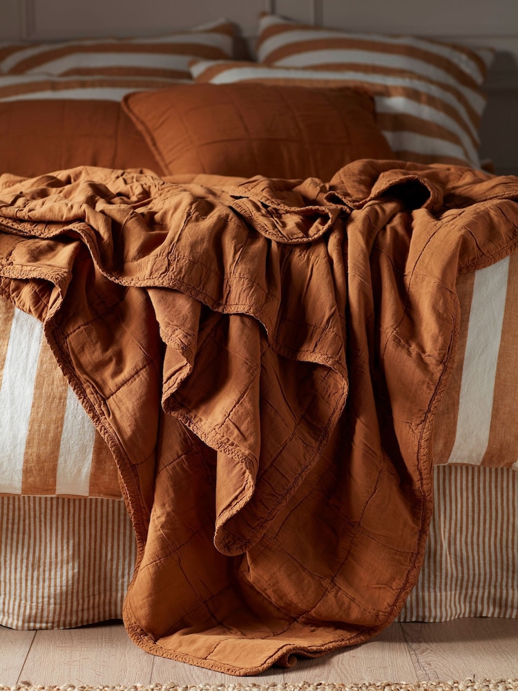 Secret Linen Store Amber Finn Quilted Throw - Image 1 of 3 Secret Linen Store Amber Finn Quilted Throw - Image 1 of 3