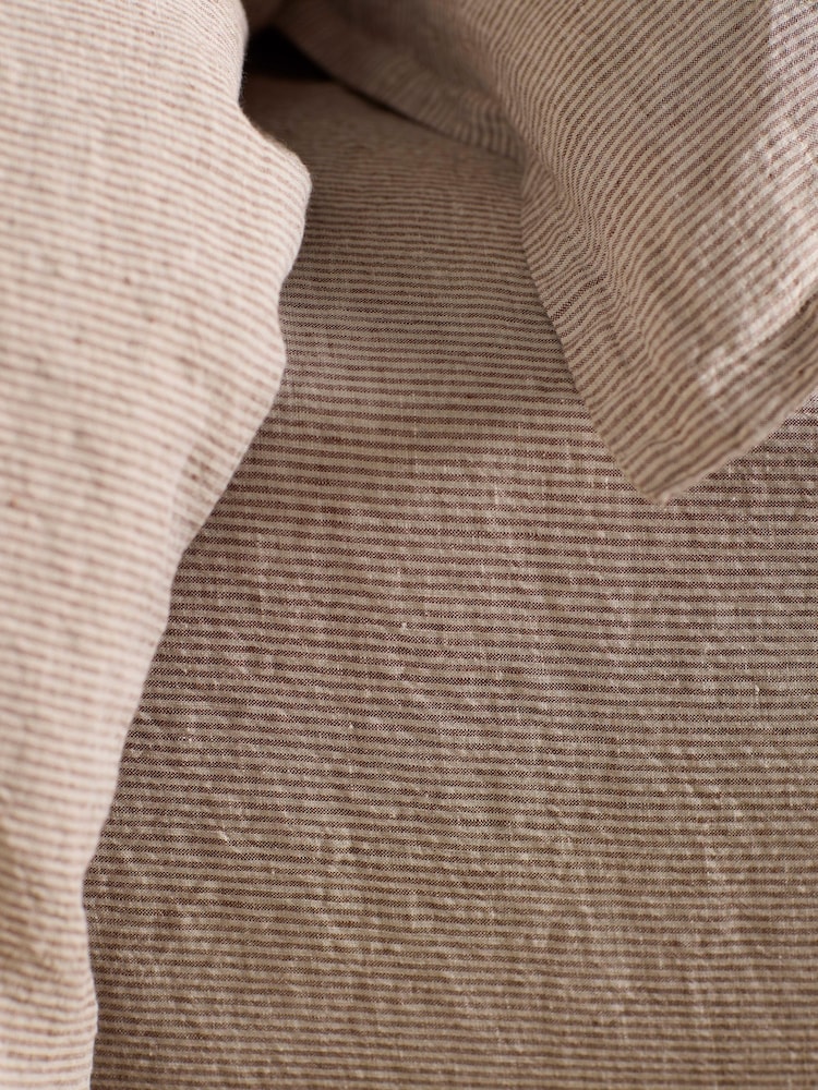 Secret Linen Store Conker Sid Stripe Fitted Sheet - Image 1 of 4