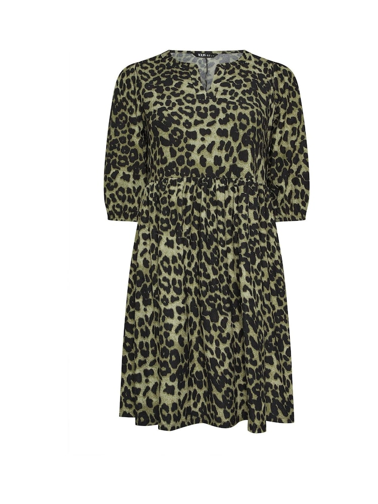 Yours Curve Green Animal Notch Neck Dress - Image 5 of 5
