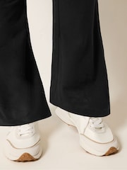 Yours Curve Black Active Flare Leggings - Image 4 of 5