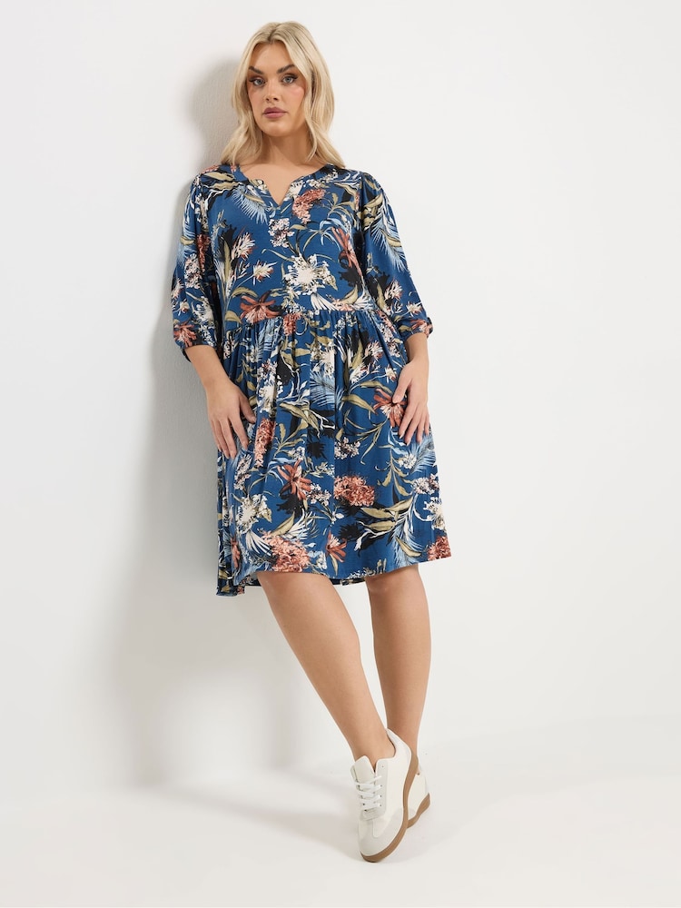 Yours Curve Blue Floral Wrap Dress - Image 2 of 5 Yours Curve Blue Floral Wrap Dress - Image 2 of 5