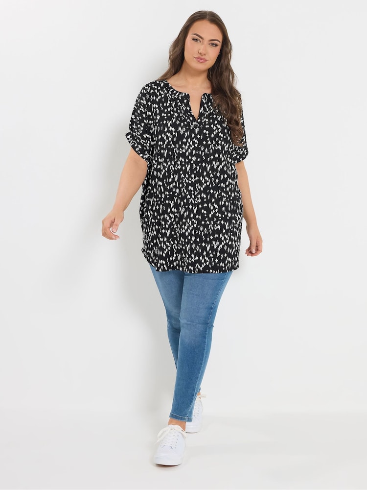 Yours Curve Black Abstract Markings Notch Neck Top - Image 2 of 5