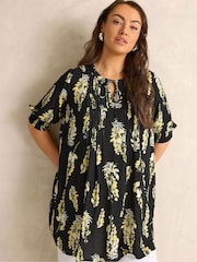 Evans Black Short Sleeve Pintuck Boho Top - Image 1 of 5