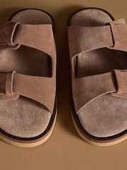 Russell & Bromley Brown Hartland Sandals - Image 4 of 7