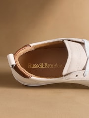 أحذية راسل وبروملي ريلاي كلاسيك الرياضية - صورة 5 من 7