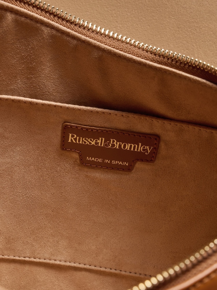 දුඹුරු - Russell & Bromley Sutton Medium Oval Shoulder Bag - 5න් 5 වන රූපය