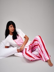 Loungeable Please Leave By 9pm T-shirt And Striped Trousers Pyjama Set - Bild 4 von 5