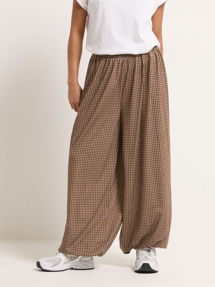 PixieGirl Petite Brown Micro Gingham Balloon Trousers - Image 2 of 5