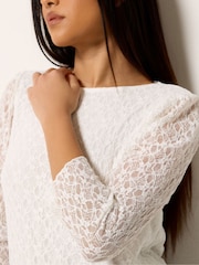 M&Co Cream Petite Lace 3/4 Sleeve Top - Image 4 of 5