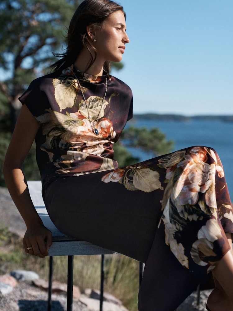 Ashmolean Museum x Next Wine Floral Print Satin Short Sleeve T-Shirt - Image 1 of 7 Ashmolean Museum x Next Wine Floral Print Satin Short Sleeve T-Shirt - Image 1 of 7