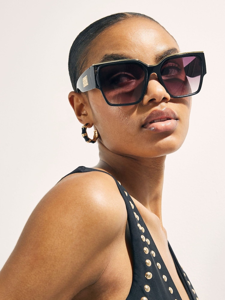 River Island Black Oversized Visor Sunglasses - Image 4 of 4