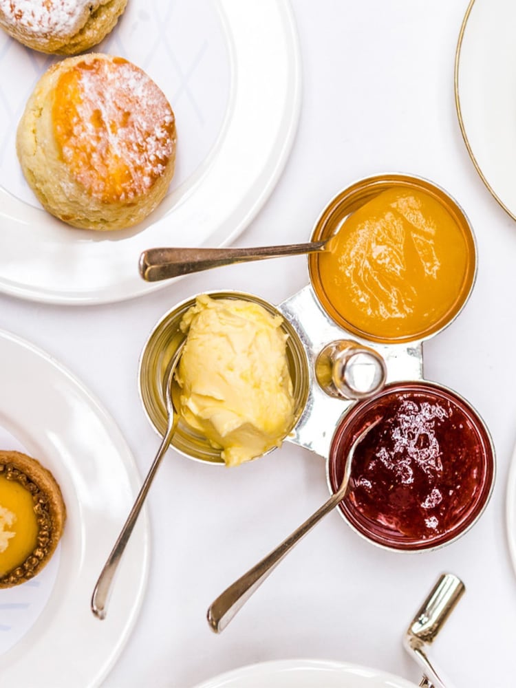 Virgin Experience Days Champagne Afternoon Tea for Two at The Fortnum Mason Bar and Restaurant at Royal Exchange - Image 2 of 4